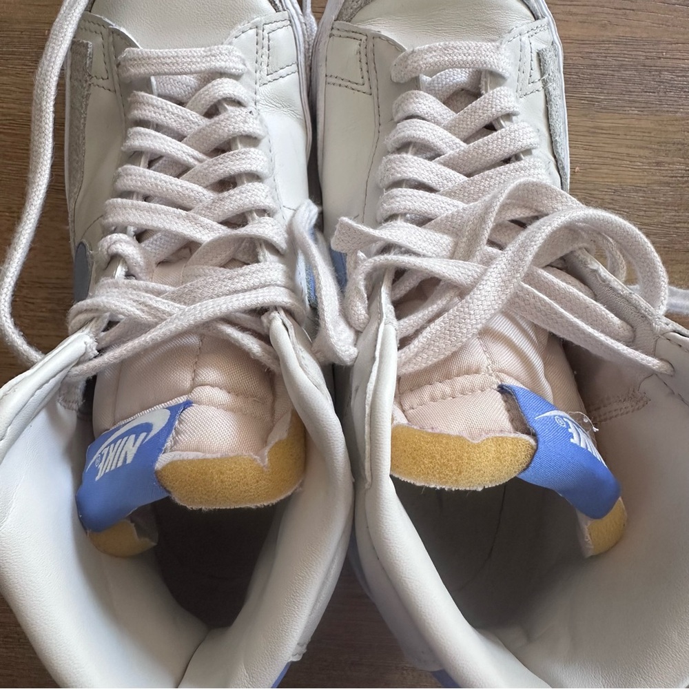 Nike White Blazers - Picture 7 of 9